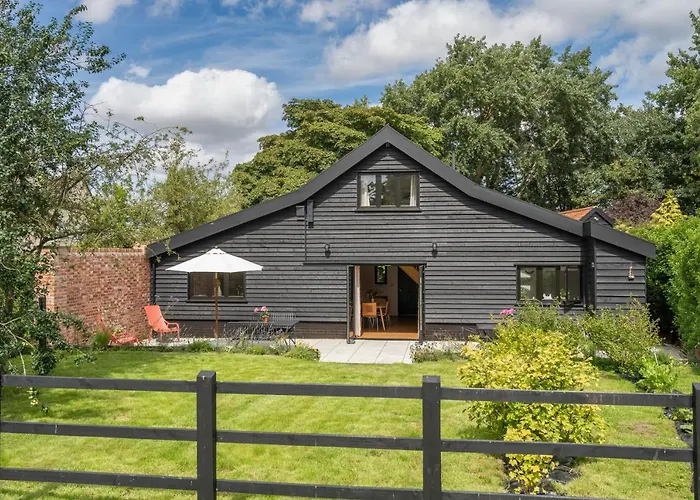 Contemporary Barn Waveney Valley